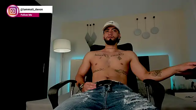 MattDevon online show from 12/04/25, 04:11