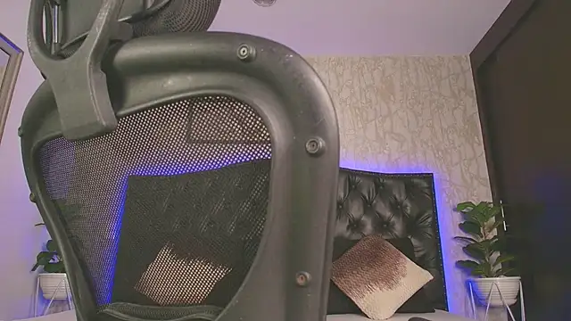 MattDevon online show from 01/16/26, 03:21