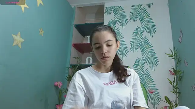 Mia-kalinfa online show from 12/07/24, 12:56