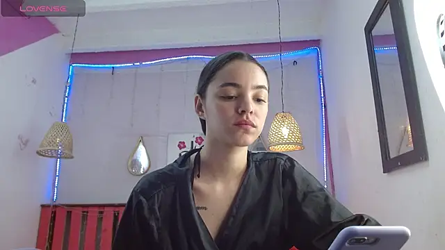 Mia-kalinfa online show from 12/28/24, 05:46