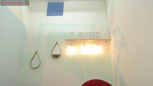 Mia-kalinfa online show from 02/01/25, 12:47