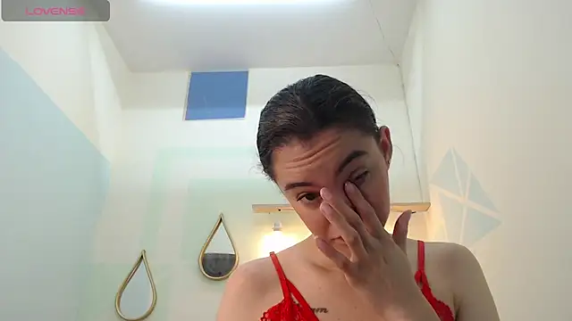 Mia-kalinfa online show from 02/13/25, 01:05