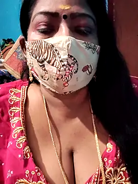 Snapshot of maniisha chatting on 02/05/26, 06:40 maniisha online show from 02/05/26, 06:40