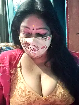 Snapshot of maniisha chatting on 04/13/26, 04:34 maniisha online show from 04/13/26, 04:34