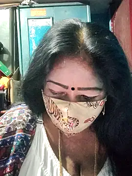 Snapshot of maniisha chatting on 05/03/26, 07:03 maniisha online show from 05/03/26, 07:03