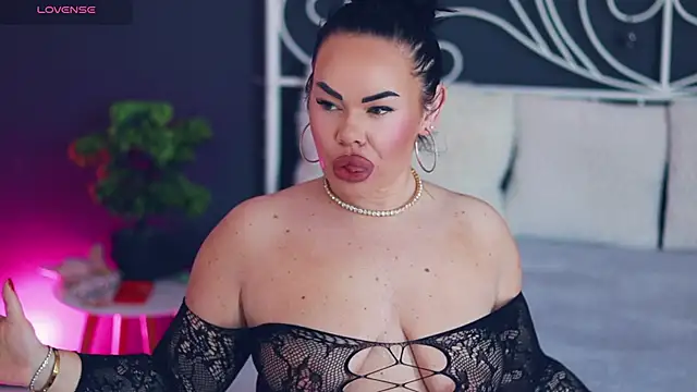 MissLilaa online show from 02/28/26, 09:43