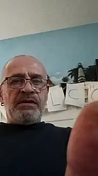 Snapshot of geilerschwanz64 chatting on 01/12/25, 02:45 geilerschwanz64 online show from 01/12/25, 02:45