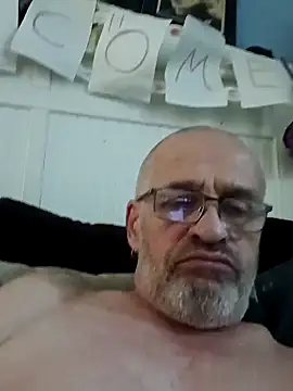 Snapshot of geilerschwanz64 chatting on 01/12/25, 07:00 geilerschwanz64 online show from 01/12/25, 07:00