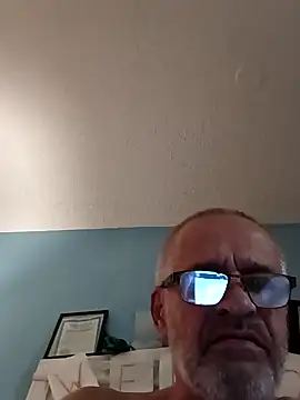 Snapshot of geilerschwanz64 chatting on 01/29/25, 07:04 geilerschwanz64 online show from 01/29/25, 07:04