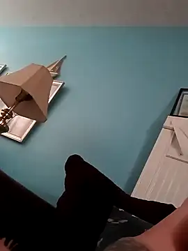 Snapshot of geilerschwanz64 chatting on 02/04/25, 12:55 geilerschwanz64 online show from 02/04/25, 12:55