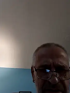 Snapshot of geilerschwanz64 chatting on 02/25/25, 06:25 geilerschwanz64 online show from 02/25/25, 06:25