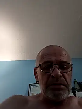 Snapshot of geilerschwanz64 chatting on 02/28/25, 03:48 geilerschwanz64 online show from 02/28/25, 03:48