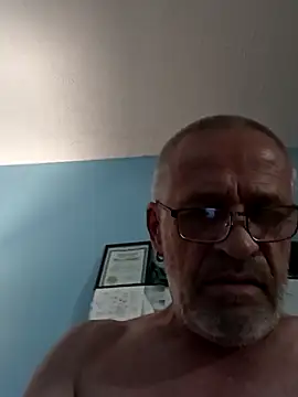 Snapshot of geilerschwanz64 chatting on 03/14/25, 06:42 geilerschwanz64 online show from 03/14/25, 06:42