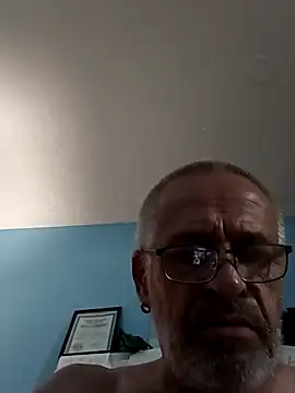 Snapshot of geilerschwanz64 chatting on 03/19/25, 07:51 geilerschwanz64 online show from 03/19/25, 07:51