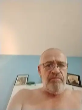 Snapshot of geilerschwanz64 chatting on 11/13/25, 10:08 geilerschwanz64 online show from 11/13/25, 10:08