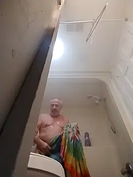 Snapshot of geilerschwanz64 chatting on 12/19/25, 02:07 geilerschwanz64 online show from 12/19/25, 02:07