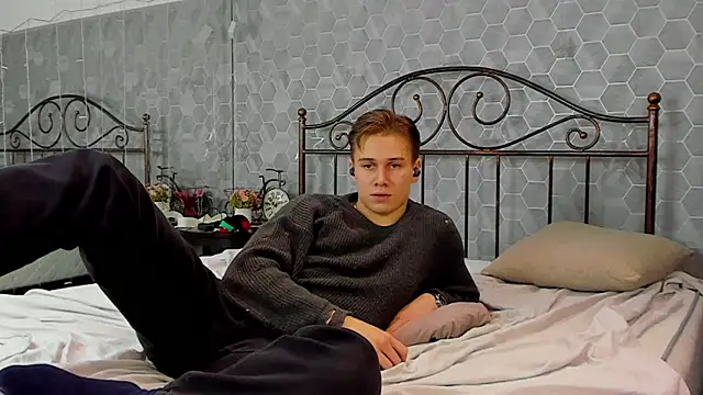 Marcus Swampov online show from 12/02/24, 06:32