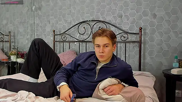 Marcus Swampov online show from 12/12/24, 02:59