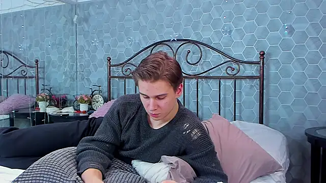 Marcus Swampov online show from 12/20/24, 10:49