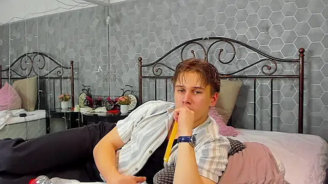 Marcus Swampov online show from 12/24/24, 08:11