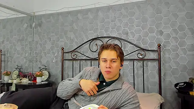 Marcus Swampov online show from 01/12/25, 04:42