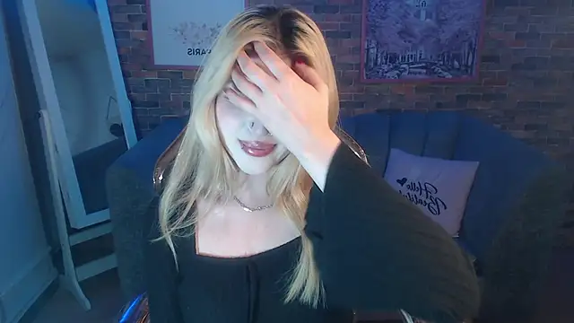 Kitty fox b online show from 01/08/25, 01:53