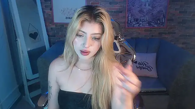 Kitty fox b online show from 01/08/25, 06:52