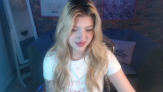 Kitty fox b online show from 01/10/25, 12:58