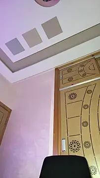 Snapshot of sexy_kaaylie chatting on 12/18/25, 10:38 sexy kaaylie online show from 12/18/25, 10:38