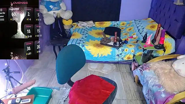 Snapshot of bigassruby45 chatting on 03/07/26, 02:03 bigassruby45 online show from 03/07/26, 02:03