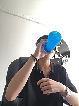 nico 18x online show from 11/16/25, 03:28