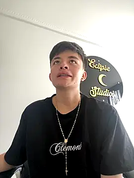 nico 18x online show from 11/18/25, 02:21