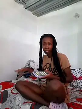 Snapshot of Cesar2501_ chatting on 01/20/25, 05:59 Cesar2501 online show from 01/20/25, 05:59