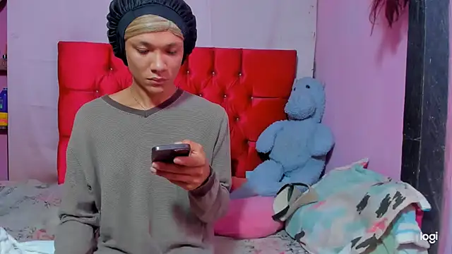 Snapshot of StassieBell chatting on 04/01/26, 04:24 StassieBell online show from 04/01/26, 04:24