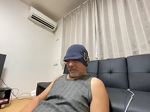 Grandpa29hijii online show from 10/12/25, 01:54