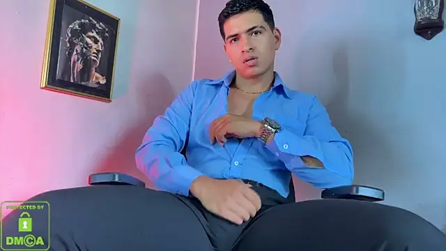 Snapshot of Adrian_Mill3r chatting on 10/07/25, 07:22 Adrian Mill3r online show from 10/07/25, 07:22