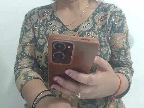 Snapshot of Jannat_ji chatting on 08/01/26, 04:50 Jannat ji online show from 08/01/26, 04:50