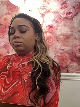 Snapshot of camiliaskye chatting on 02/05/25, 06:48 camiliaskye online show from 02/05/25, 06:48