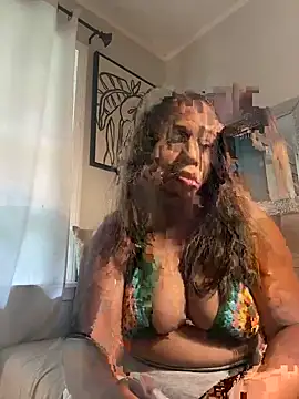 Snapshot of camiliaskye chatting on 09/25/25, 02:32 camiliaskye online show from 09/25/25, 02:32