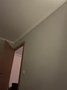 Snapshot of IamCrystal2 chatting on 12/10/24, 10:16 IamCrystal2 online show from 12/10/24, 10:16