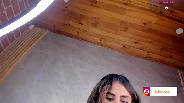 Snapshot of Niki_Texas chatting on 04/13/26, 08:03 Niki Texas online show from 04/13/26, 08:03