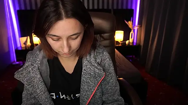 Roxy Rayy online show from 12/05/24, 08:55