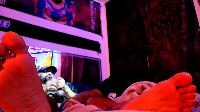 Snapshot of HORNYMEXDAD chatting on 12/09/24, 02:39 HORNYMEXDAD online show from 12/09/24, 02:39
