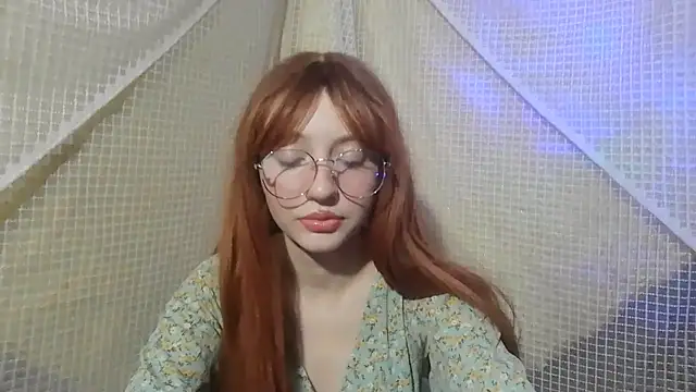 Snapshot of IsabellaBlacky chatting on 03/27/26, 06:19 IsabellaBlacky online show from 03/27/26, 06:19