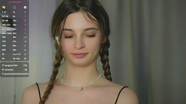 Snapshot of EvaLung777 chatting on 01/18/25, 01:29 EvaLung777 online show from 01/18/25, 01:29