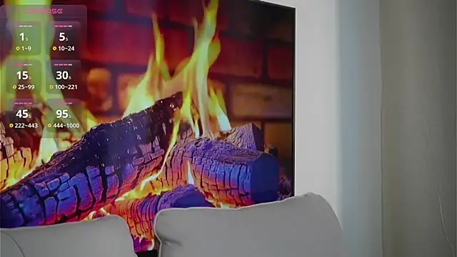 Snapshot of EvaLung777 chatting on 12/01/25, 09:14 EvaLung777 online show from 12/01/25, 09:14