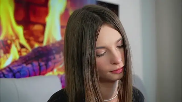 Snapshot of EvaLung777 chatting on 12/04/25, 10:02 EvaLung777 online show from 12/04/25, 10:02