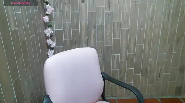 solyeria online show from 12/12/24, 06:21