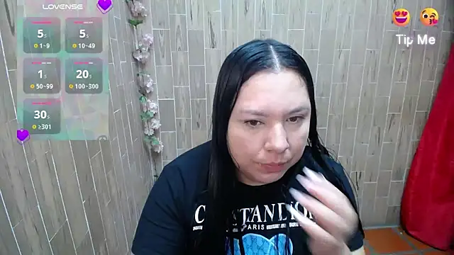 Snapshot of solyeria chatting on 03/05/26, 09:16 solyeria online show from 03/05/26, 09:16