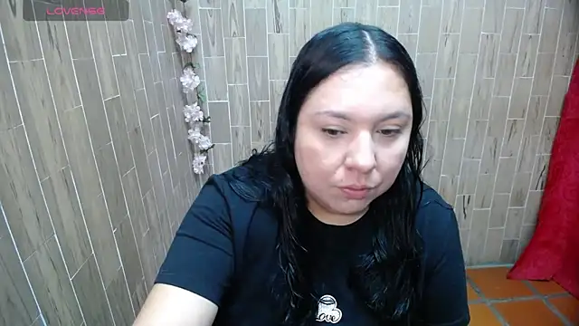 Snapshot of solyeria chatting on 03/08/26, 02:04 solyeria online show from 03/08/26, 02:04